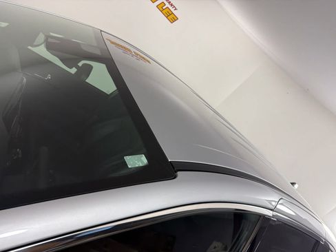 Used 2026 Chrysler Pacifica Select FWD image 12