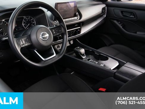 Used 2024 Nissan Rogue S image 21