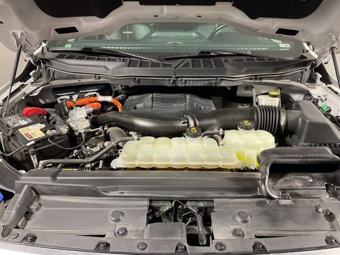 Used 2021 Ford F150 Platinum w/ Equipment Group 701A High image 9