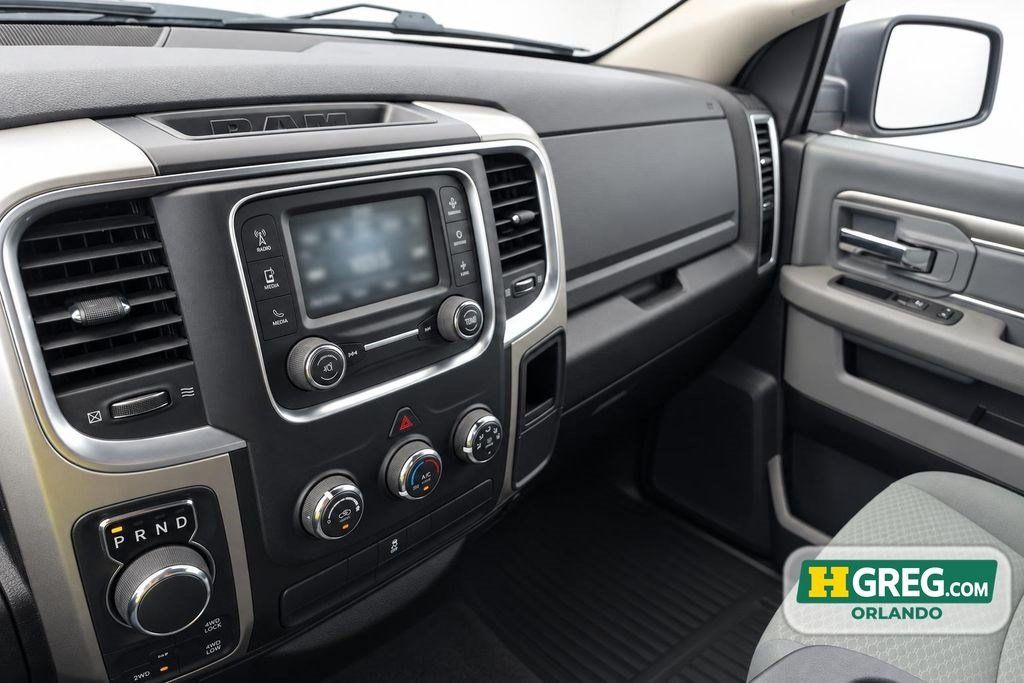Used 2020 RAM 1500 Classic SLT AWD/4WD image 15