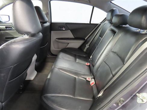 Used 2015 Honda Accord LX image 27