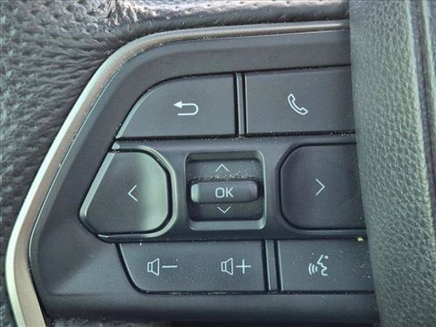 Used 2025 Toyota Tundra Limited w/ TRD Off-Road Package AWD/4WD image 14