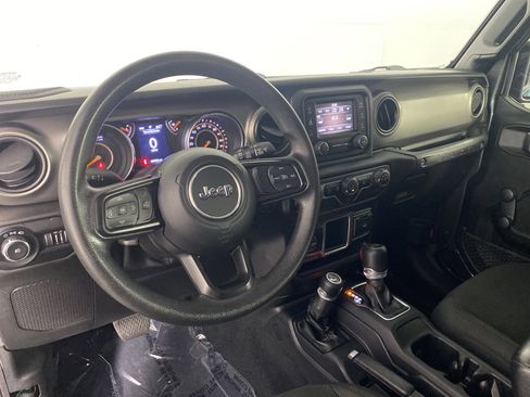 Used 2021 Jeep Wrangler Sport AWD/4WD image 29