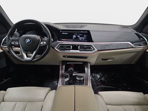Used 2022 BMW X5 xDrive40i w/ Luxury Seating Package AWD/4WD image 10