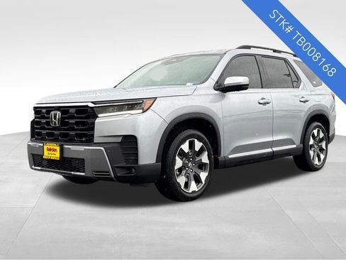 New 2026 Honda Pilot Touring image 3