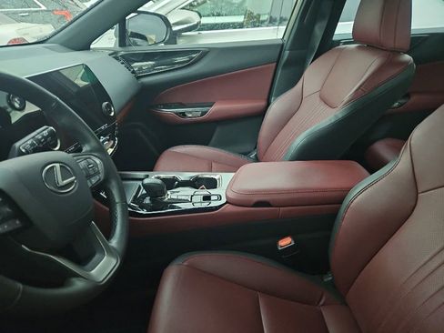 Used 2025 Lexus NX 350h AWD w/ Accessory Package (2T) image 5