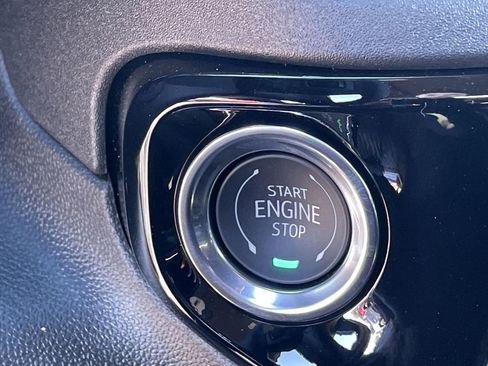 New 2025 GMC Sierra 2500 SLE AWD/4WD image 17