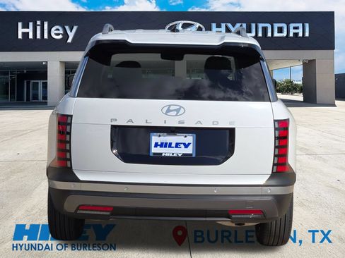 Certified 2026 Hyundai Palisade SEL FWD image 6