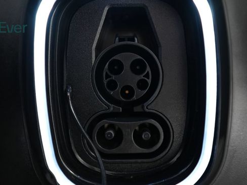 Used 2024 Chevrolet Silverado EV RST AWD/4WD image 11