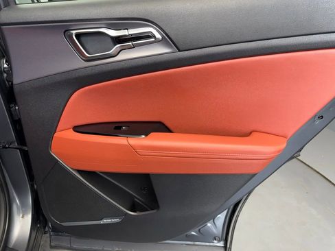 Used 2023 Kia Sportage SX Prestige image 54