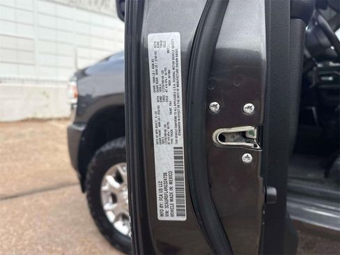 Used 2024 RAM 2500 Laramie image 10