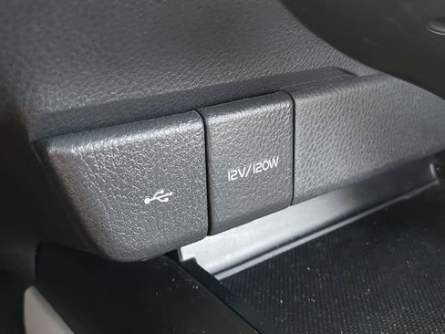 Used 2022 Toyota Camry SE w/ Convenience Package FWD image 34
