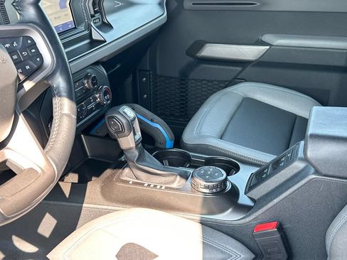 Used 2021 Ford Bronco Black Diamond w/ Sasquatch Package AWD/4WD image 18