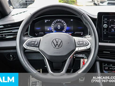 Used 2025 Volkswagen Jetta Sport FWD image 29