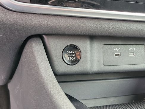 Used 2024 Nissan Rogue S AWD/4WD image 28