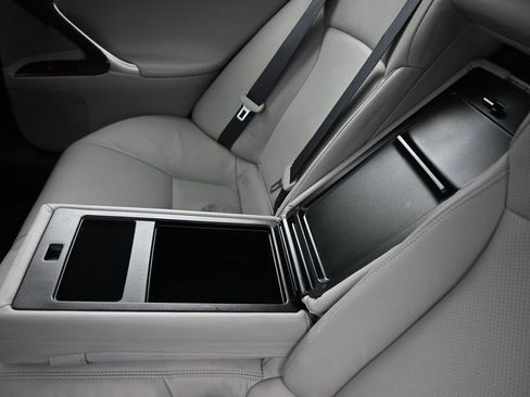 Used 2006 Lexus IS 350 image 24