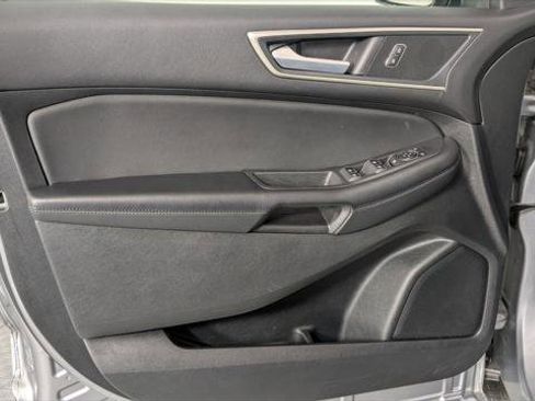 Used 2024 Ford Edge SEL image 12