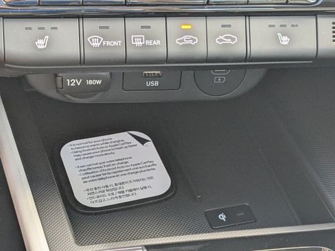 New 2026 Hyundai Elantra Limited FWD image 23
