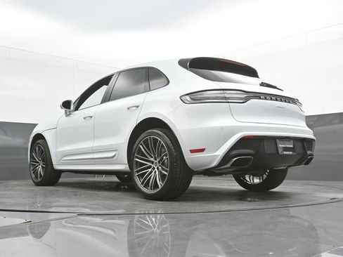 New 2026 Porsche Macan AWD/4WD image 37