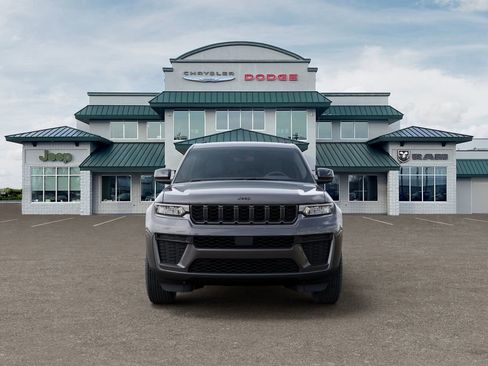 New 2026 Jeep Grand Cherokee Altitude AWD/4WD image 6