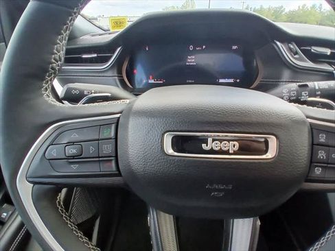 Certified 2025 Jeep Grand Cherokee L Laredo w/ Luxury Tech Group I AWD/4WD image 22