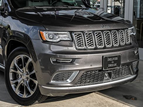 Used 2019 Jeep Grand Cherokee Summit AWD/4WD image 2