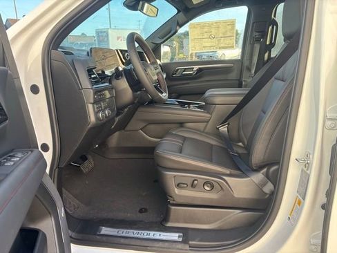 New 2026 Chevrolet Suburban RST w/ Comfort Package image 2