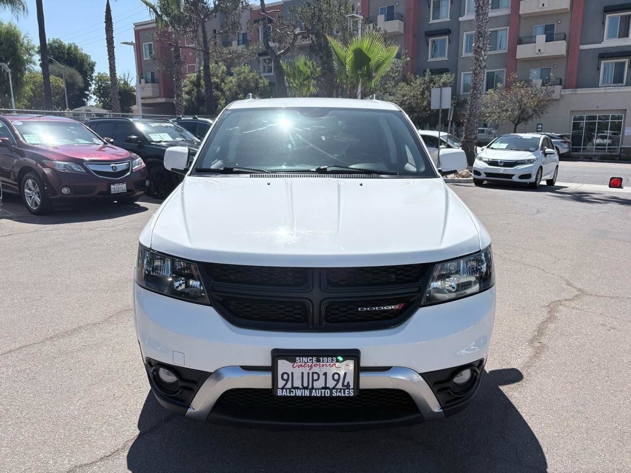 Used 2015 Dodge Journey Crossroad w/ Flexible Seating Group FWD image 2