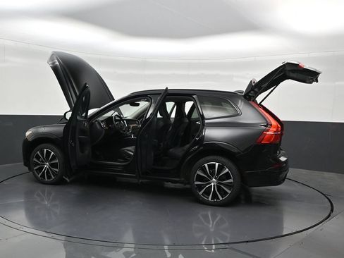 Used 2024 Volvo XC60 B5 Plus AWD/4WD image 34