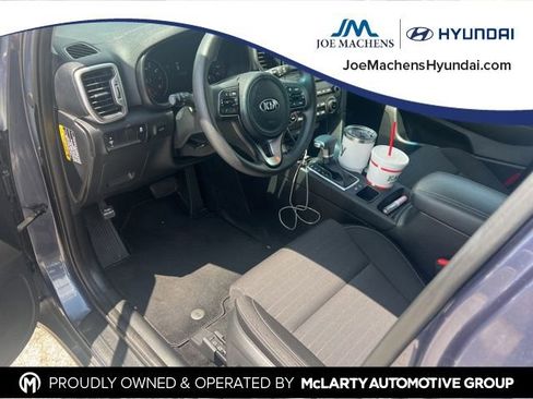 Used 2019 Kia Sportage LX w/ Option Group 017 FWD image 8