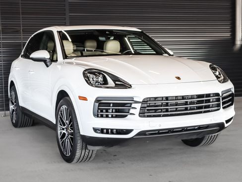 Certified 2023 Porsche Cayenne image 7