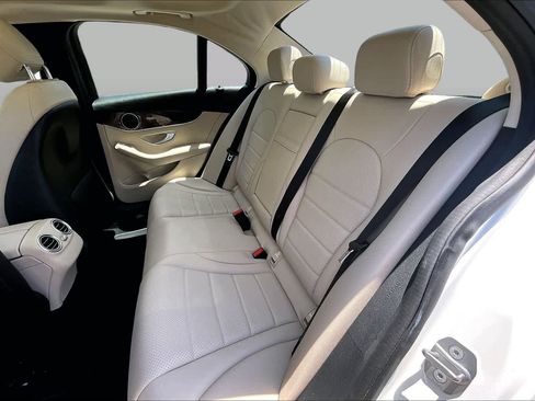 Used 2019 Mercedes-Benz C 300 Sedan image 21