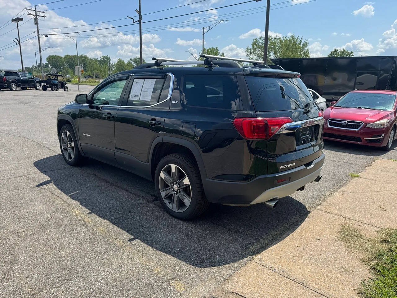 Used 2018 GMC Acadia SLT AWD/4WD image 3