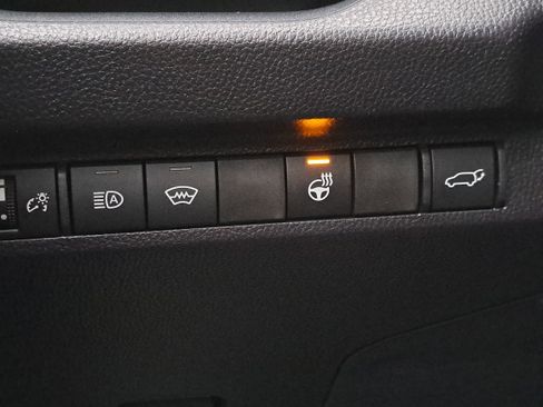 New 2025 Toyota RAV4 XLE Premium image 31