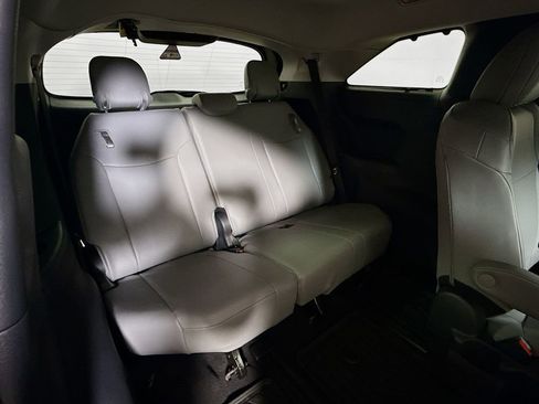 Used 2026 Toyota Sienna XLE AWD/4WD image 26