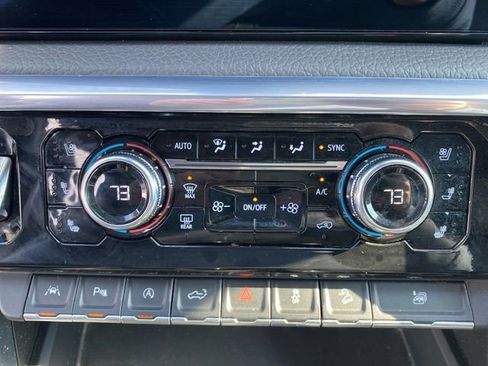 Used 2022 GMC Sierra 1500 Denali w/ Denali Reserve Package image 15