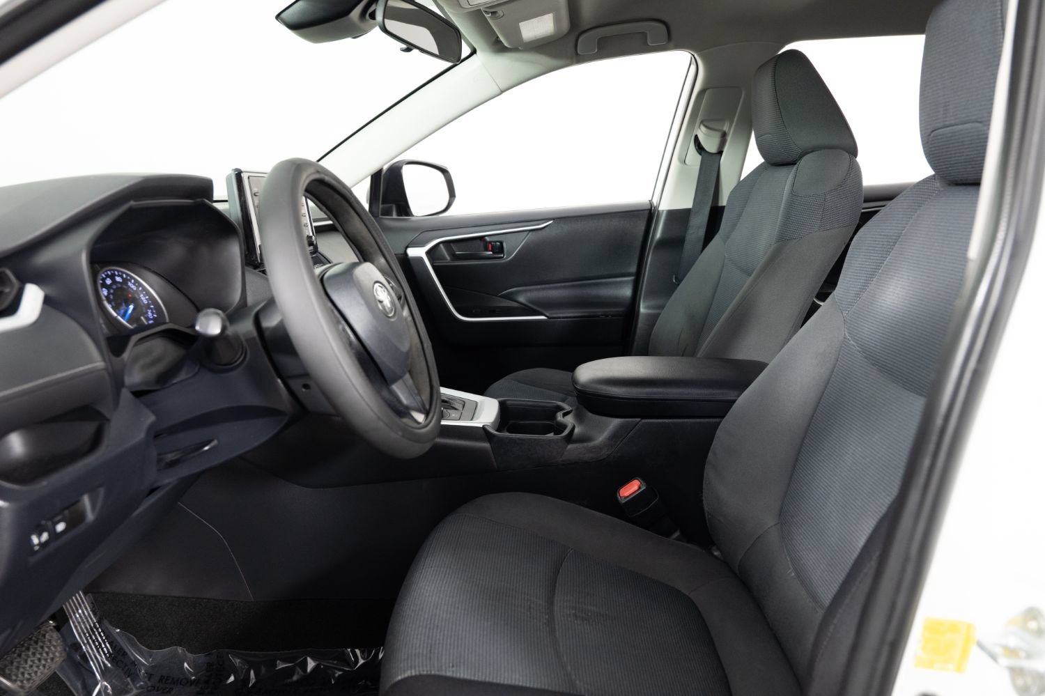Used 2020 Toyota RAV4 LE w/ All Weather Liner Package AWD/4WD image 14