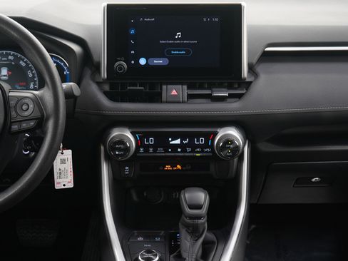 Used 2025 Toyota RAV4 LE image 16