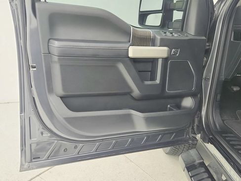 Used 2020 Ford F250 Lariat AWD/4WD image 24