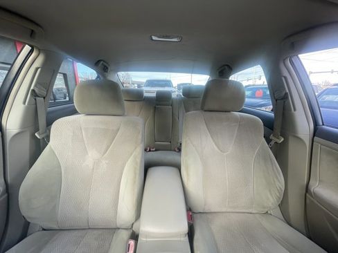 Used 2011 Toyota Camry LE FWD image 20