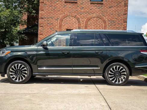 Used 2024 Lincoln Navigator L Black Label AWD/4WD image 7