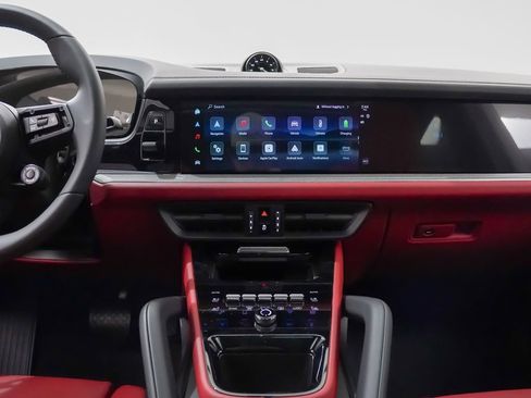 Certified 2026 Porsche Cayenne E-Hybrid Coupe AWD/4WD image 20