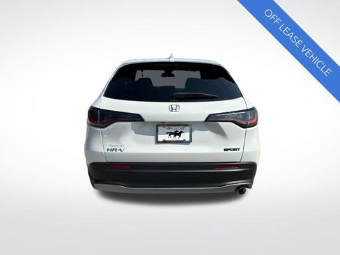 Certified 2025 Honda HR-V Sport image 5