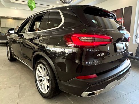 Used 2022 BMW X5 xDrive40i w/ Premium Package image 5