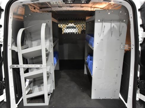 Used 2017 Ford Transit Connect XL image 39