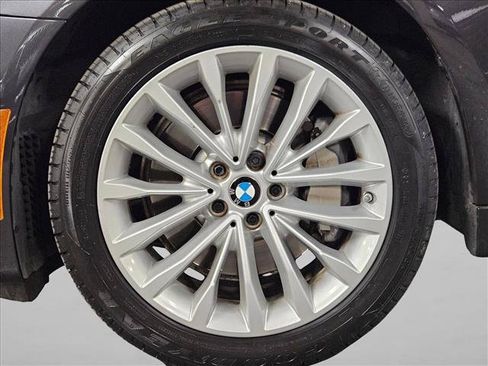 Certified 2023 BMW 530i w/ Convenience Package RWD image 24