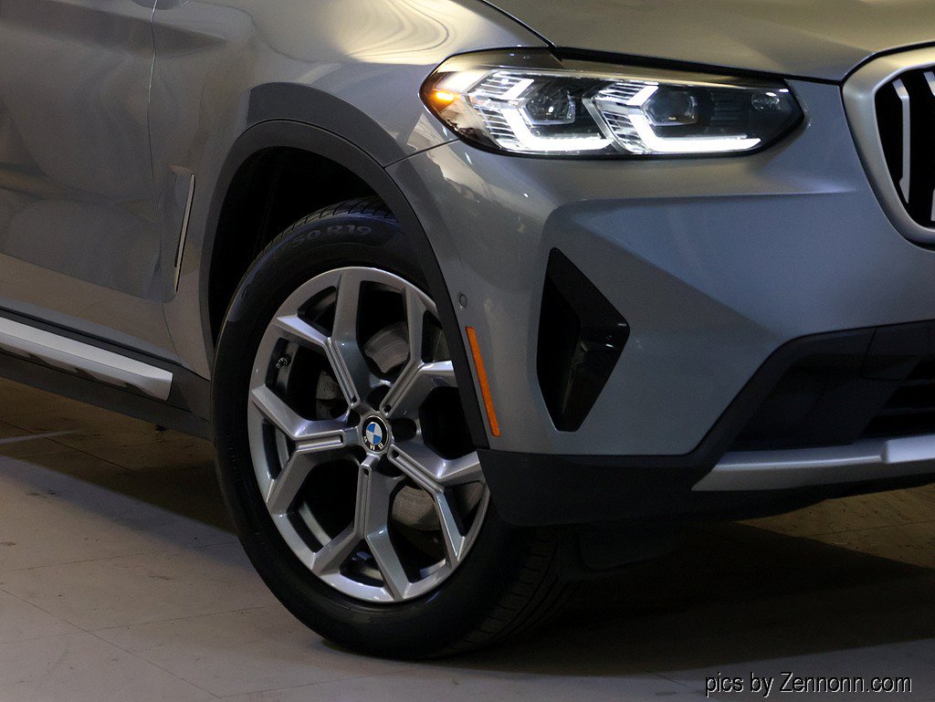 Certified 2023 BMW X3 xDrive30i w/ Premium Package w/ZPA AWD/4WD image 3