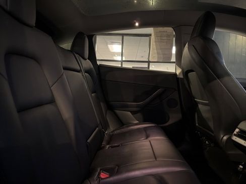 Used 2020 Tesla Model Y Long Range image 14