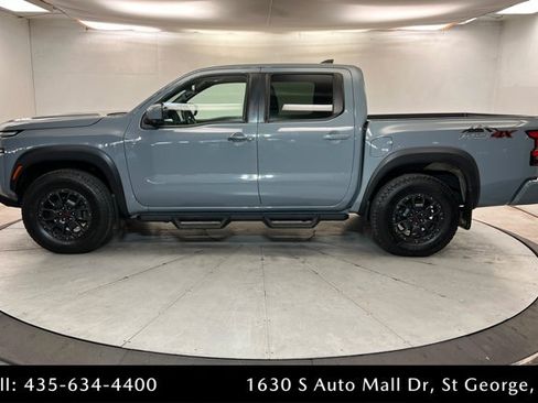 Used 2022 Nissan Frontier PRO-4X w/ Pro-4X Premium Package AWD/4WD image 2