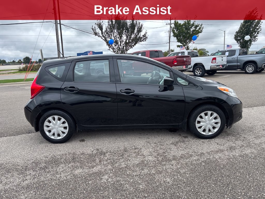 Used 2016 Nissan Versa Note SV FWD image 7